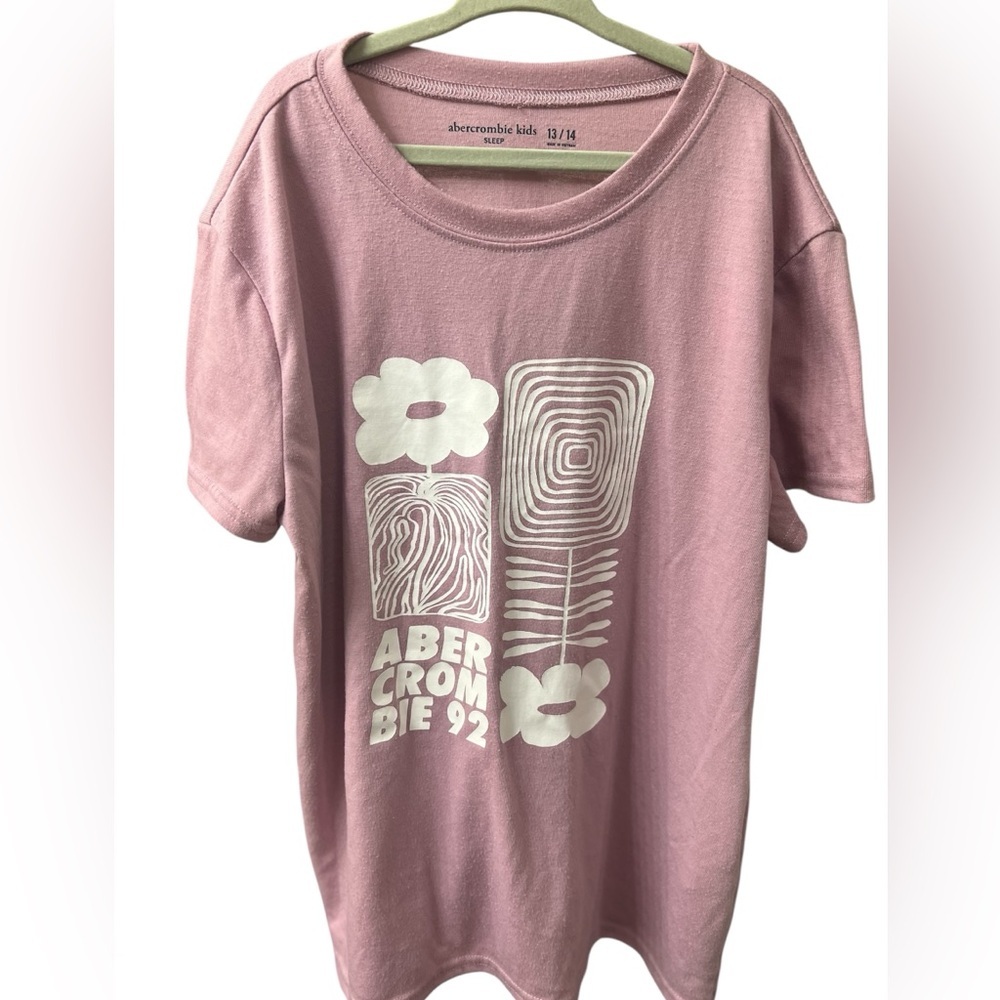 Abercrombie Kids Sleep Shirt Girls Size 13/14 Pink Short Sleeve Logo Graphic